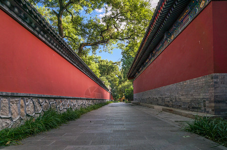 北京卧佛寺外古墙高清图片