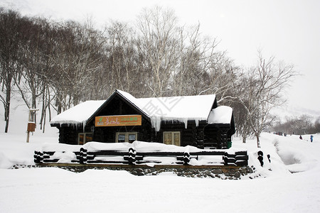 长白山的小木屋高清图片
