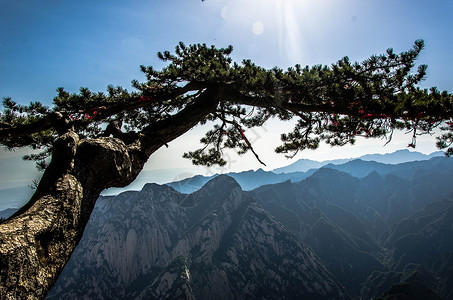 石头山华山背景