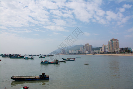 汕头老城港口的渔船背景图片