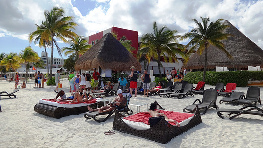 沙滩椅壁纸墨西哥尤卡坦半岛坎昆度假海滨背景