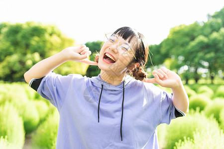 甜美清新美女图片