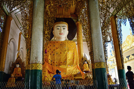 缅甸仰光佛像背景图片