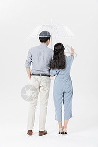 情侣夫妻甜蜜打伞撑伞背景图片