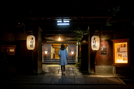 日本饭店夜景背景图片