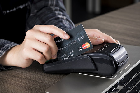 支付科技网购刷信用卡背景
