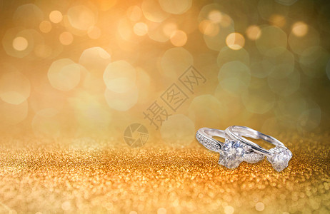黄金红宝石戒指情侣对戒设计图片