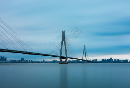 武汉二七长江大桥美图平静的高清图片素材