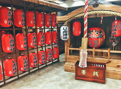 红色店铺素材日药本铺内的神社造型背景