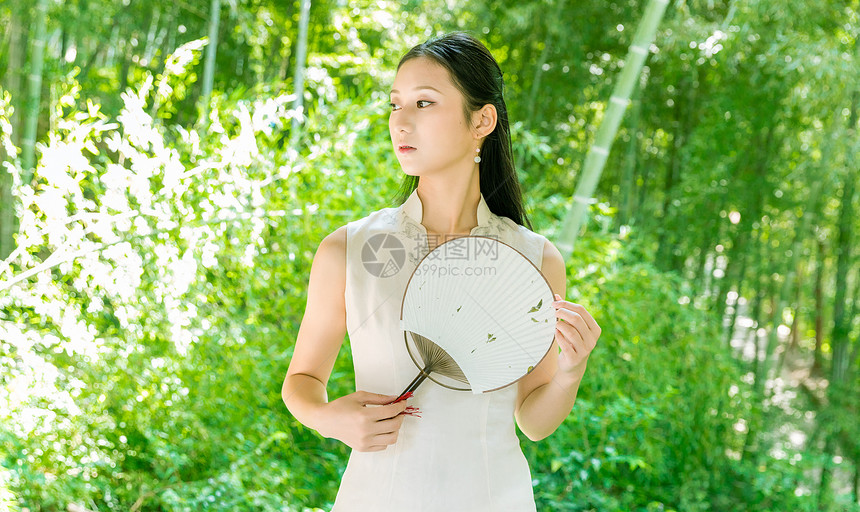 古风美女旗袍写真图片