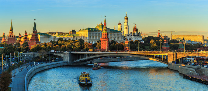 克里姆林宫莫斯科河上的建筑风光背景