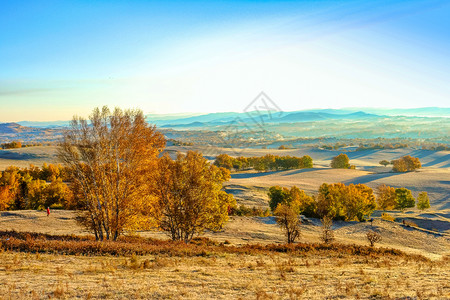 内蒙古自治区乌兰布统敖包吐景区高清图片