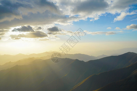 五台山东台日出背景图片