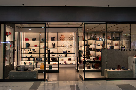 鞋包店铺橱窗素材高清图片