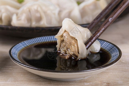 饺子蘸醋水饺制醋高清图片