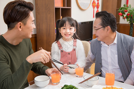 幸福家庭吃团圆饭中国传统高清图片素材