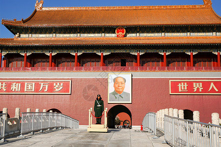军人与祖国北京天安门景色背景