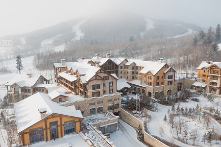 滑雪别墅长白山万达度假村背景