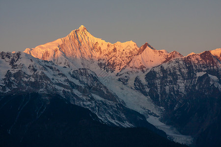 云南丽江玉龙雪山风景区白昼高清图片素材