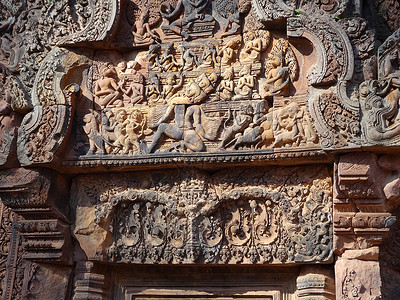 柬埔寨吴哥窟精美的砖雕门脸局部旅游目的地高清图片素材