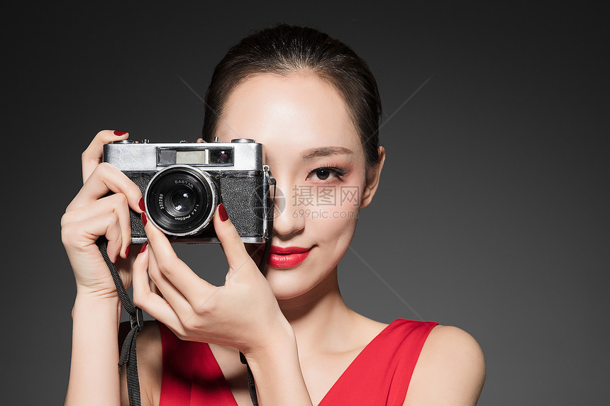 年轻女性摄影图片