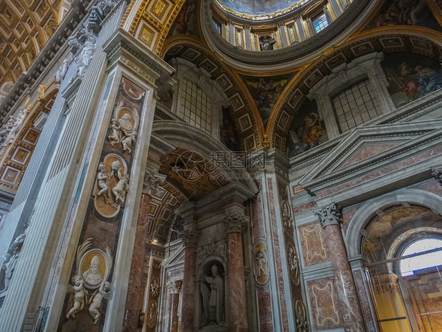 梵蒂冈大教堂内景图片