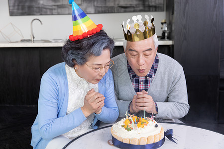 金婚夫妻过生日背景图片