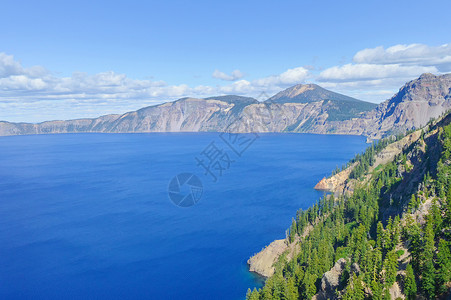 美国火山湖国家公园高清图片