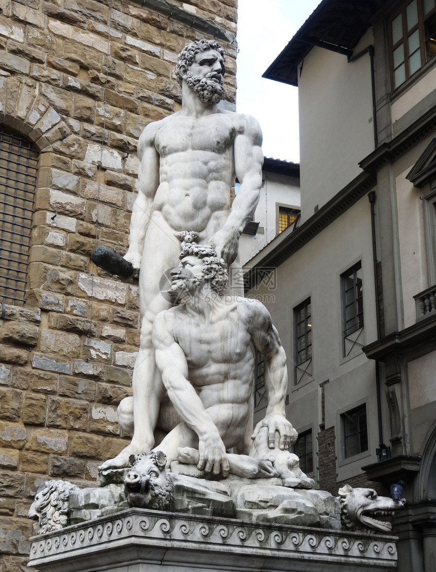 意大利赫拉克勒斯降服卡库斯雕塑图片