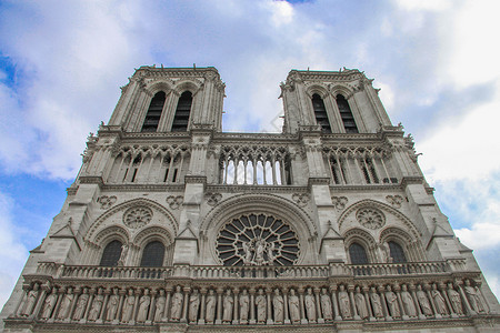 法国巴黎圣母院外景图片