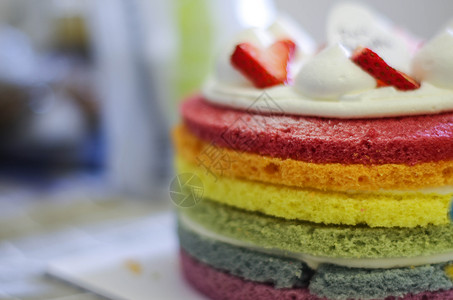 彩虹棉花糖彩虹蛋糕甜点背景