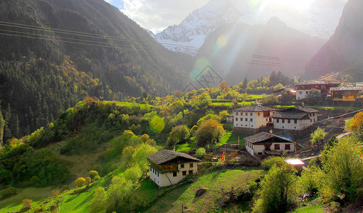 美丽山村大山里的村落背景