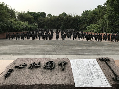 部队文化建川博物馆里抗战英雄纪念群像广场背景