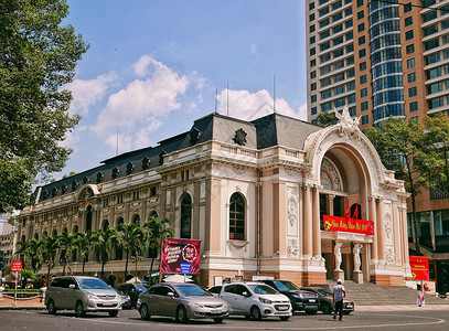 西贡地标巴洛克风格建筑胡志明市大剧院全景背景