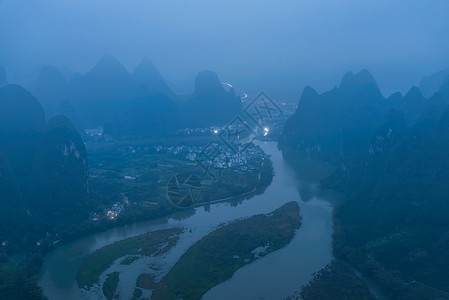 广西桂林大面山清晨图片