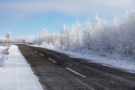 冰雪公路阿尔山冬景高清图片