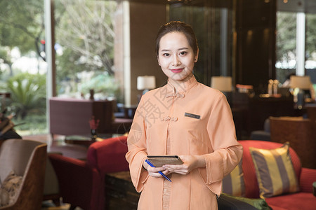 酒店餐厅服务员图片