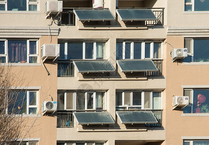 楼宇小区新能源节能空调光伏天阳能高清图片