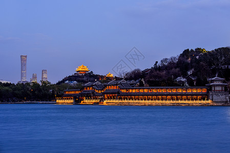 新旧交融的北京夜景大楼高清图片素材