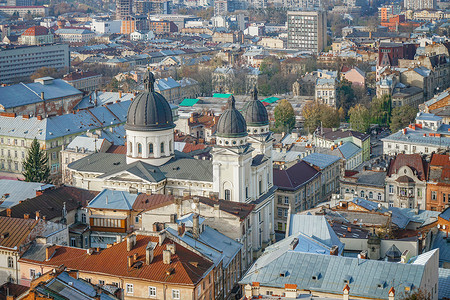 航拍乌克兰利沃夫老城背景图片