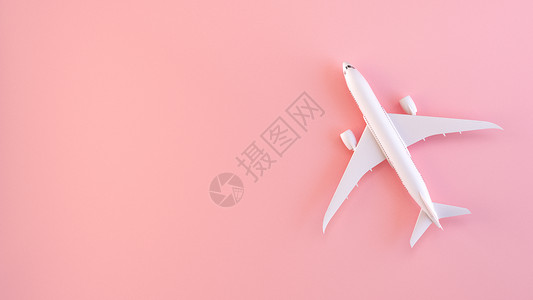 粉色小飞机飞机旅行生活小场景设计图片