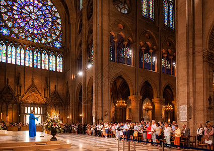 法国巴黎圣母院宗教仪式活动高清图片