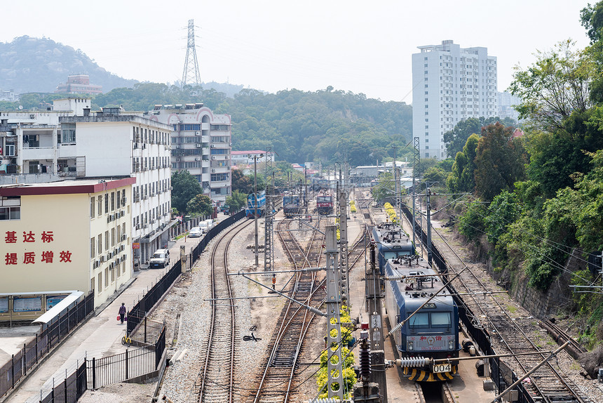 火车站铁路轨道图片