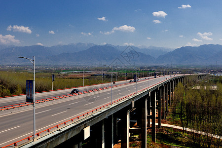 秦岭山公路道路背景