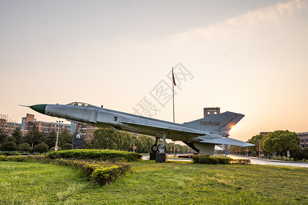 军事航空江西南昌航空大学建筑背景