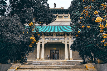 武汉大学老建筑图书馆图片