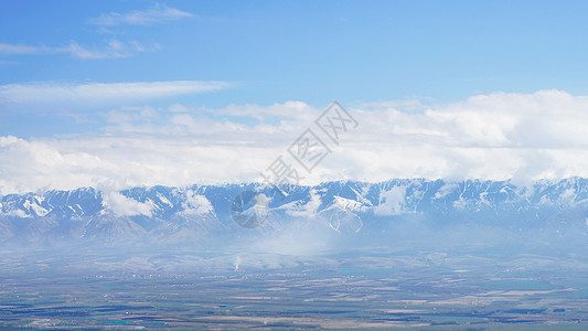 新疆伊犁天山山脉图片