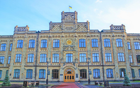 旅游学院乌克兰大学教学楼背景