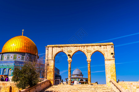 金色清真寺耶路撒冷圆顶清真寺与灵魂之门背景
