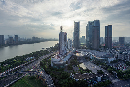 三迪希尔顿现代城市建筑群背景